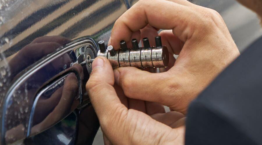 Expert Emergency Roof Repairs services in Peak, SC